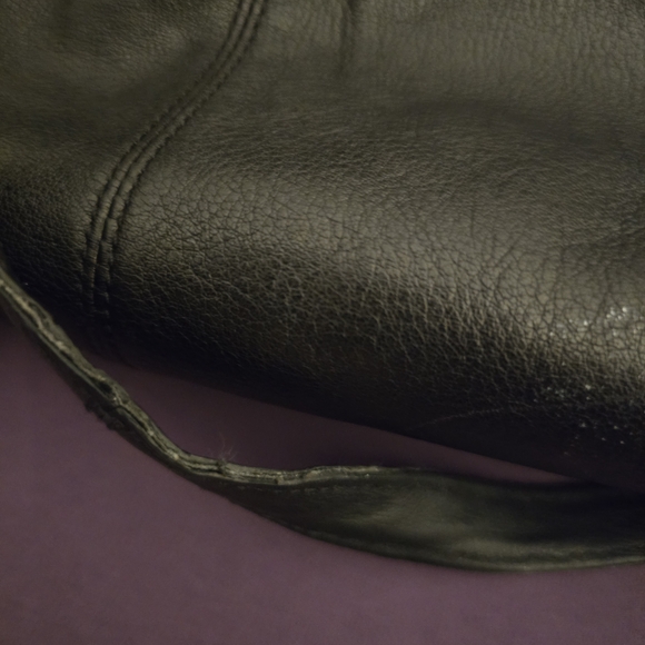 Coach Black Leather Women's Bag - Picture 10 of 13